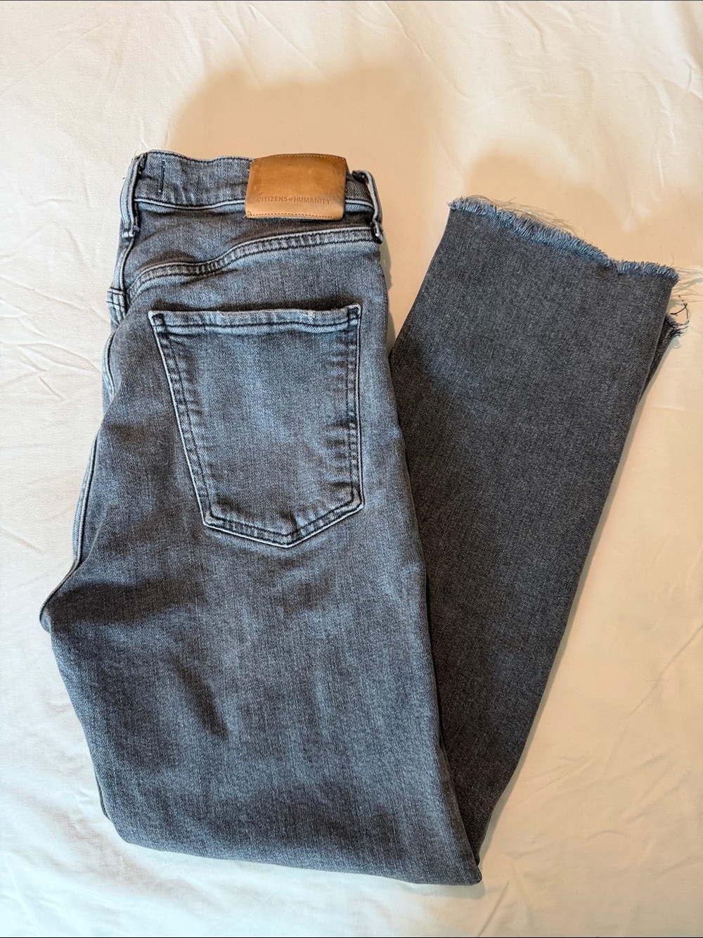 Citizens Of Humanity Daphne Crop Black Washed Raw Hem Jeans 27